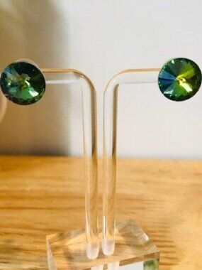 Green Gum Drop Pierced Earrings